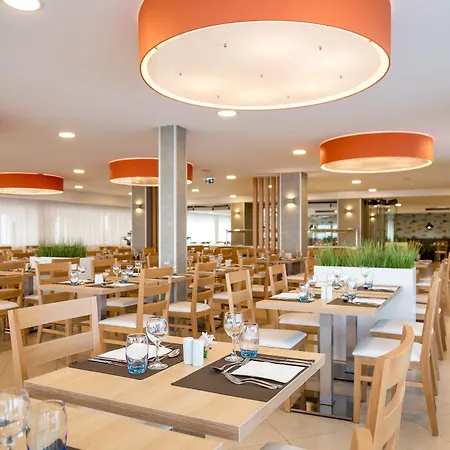 Hotel Dom Jose 3*