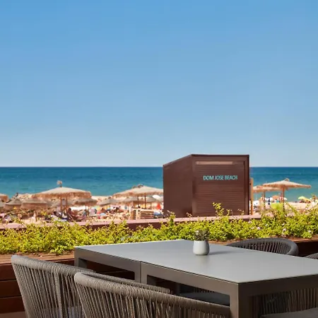 Dom Jose Hotel
